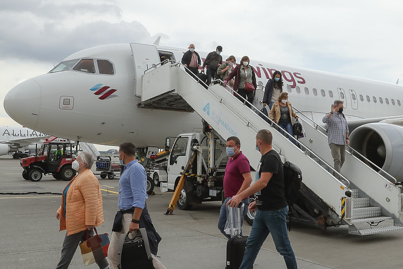 Pandemija i poskupljenja naštetile avioindustriji (Foto: EPA-EFE)