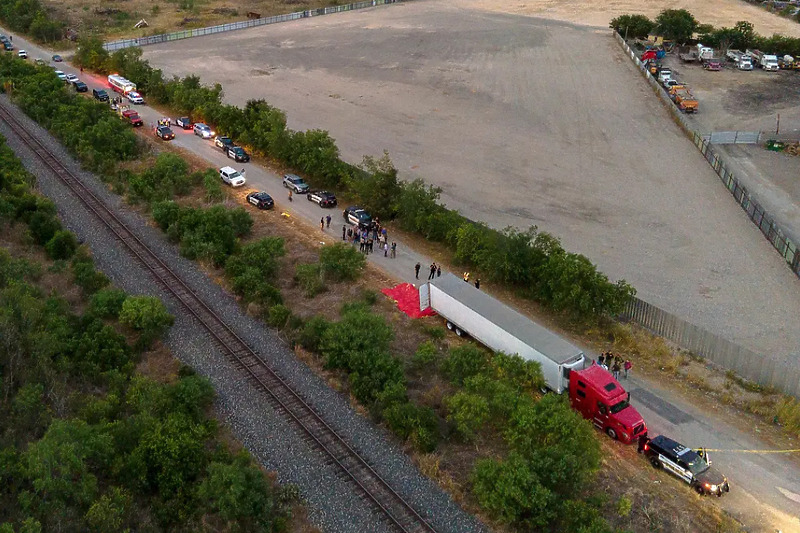 Kamion u kojem su pronađena tijela (Foto: The Texas Tribune)