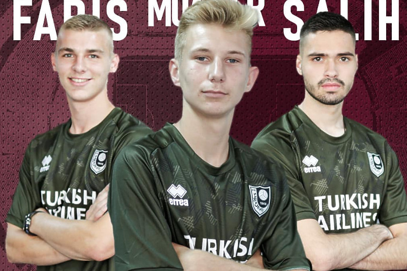 Tri nova profesionalna ugovora u Bordo klubu (Foto: FK Sarajevo)