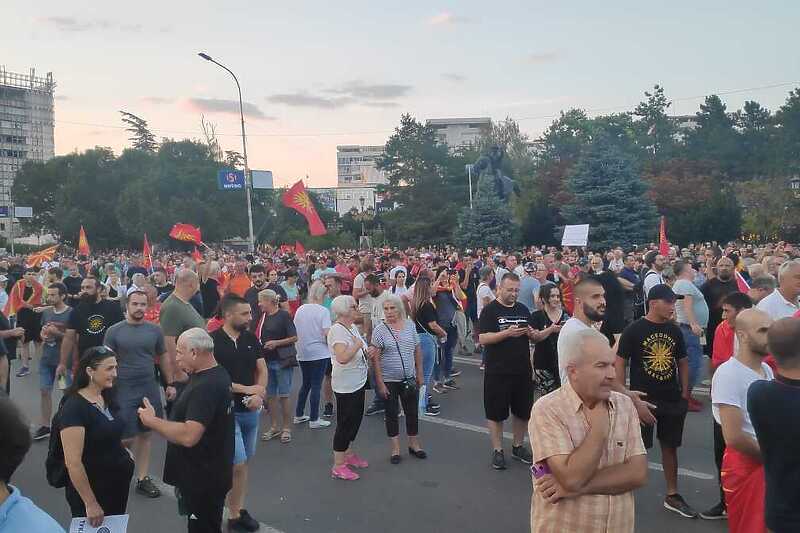 U Skoplju danas mirno okupljanje (Foto: Twitter)