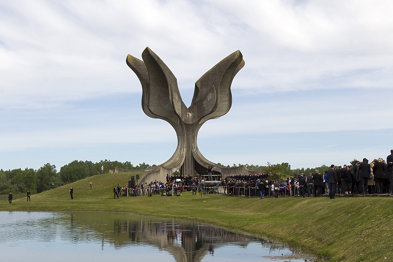 Spomenobilježje žrtvama logora Jasenovac