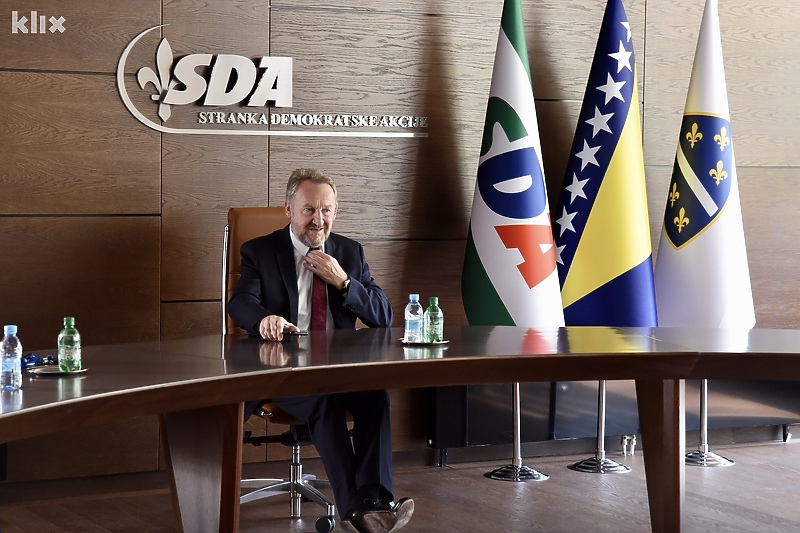 Predsjednik SDA Bakir Izetbegović (Foto: T. S./Klix.ba)