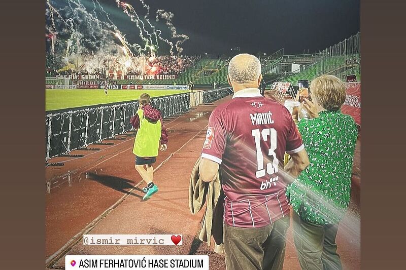 Mirvićevi roditelji na utakmici između Sarajeva i Sloge (Foto: Instagram)