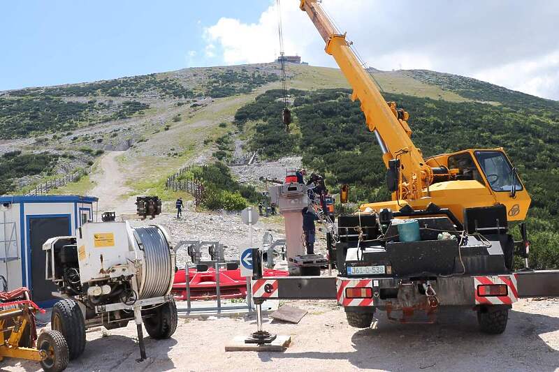 Izmještanje žičare na Bjelašnici (Foto: Vlada KS)