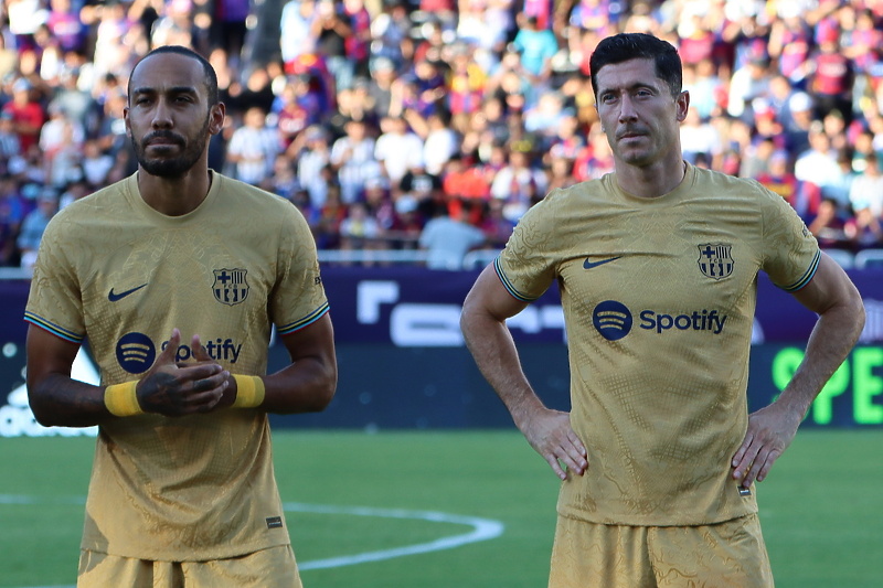 Pierre-Emerick Aubameyang i Robert Lewandowski (Foto: EPA-EFE)