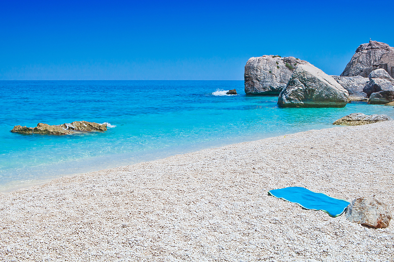 Turisti krali pijesak i školjke (Foto: Shutterstock)