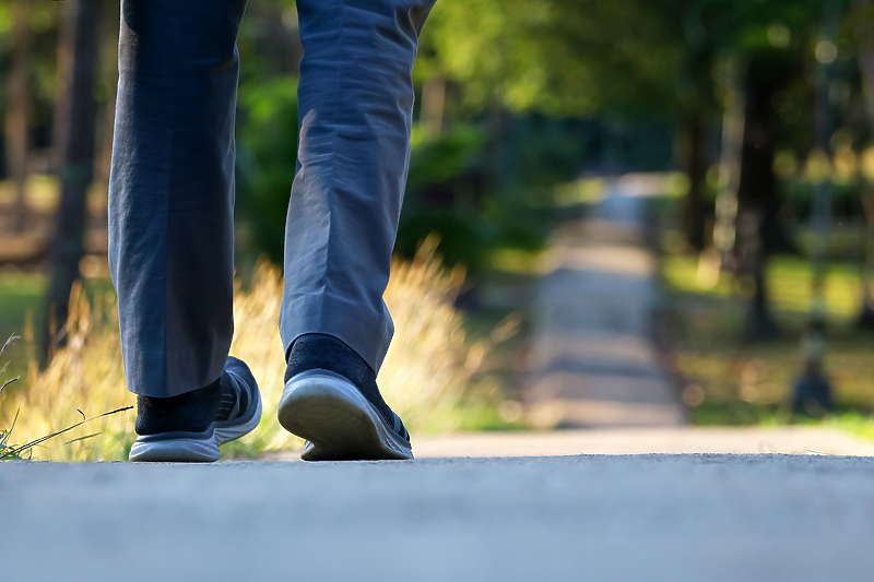 Hodanje krije brojne prednosti za zdravlje (Ilustracija: Shutterstock)