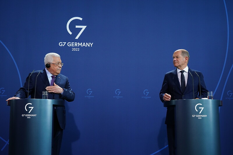 Mahmoud Abbas i Olaf Scholz (Foto: EPA-EFE)