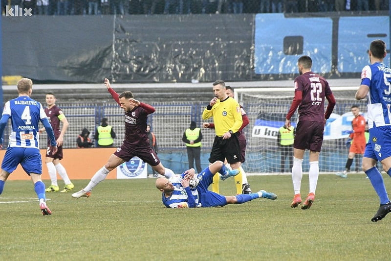 Detalj s posljednjeg derbija na Grbavici (Foto: I. Š./Klix.ba)