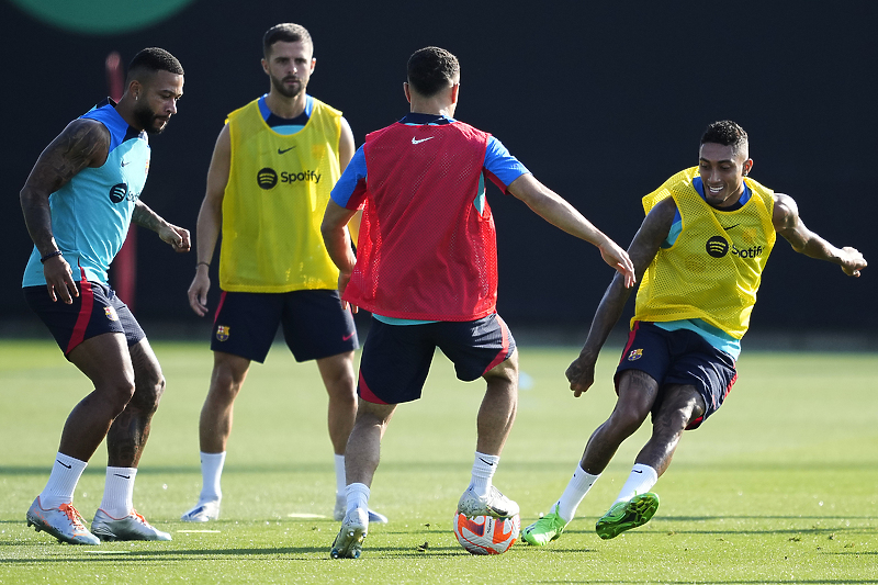 Pjanić na treningu Barcelone (Foto: EPA-EFE)