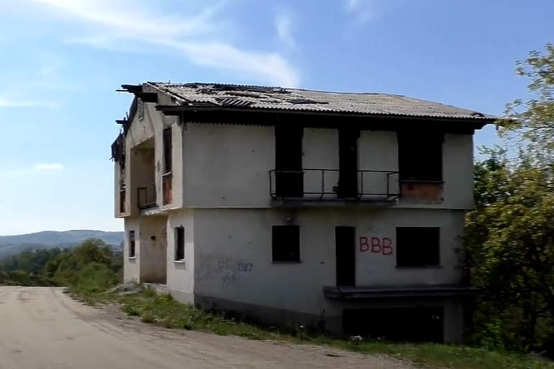 Screenshot ("Kuća duhova" u Todorovu)
