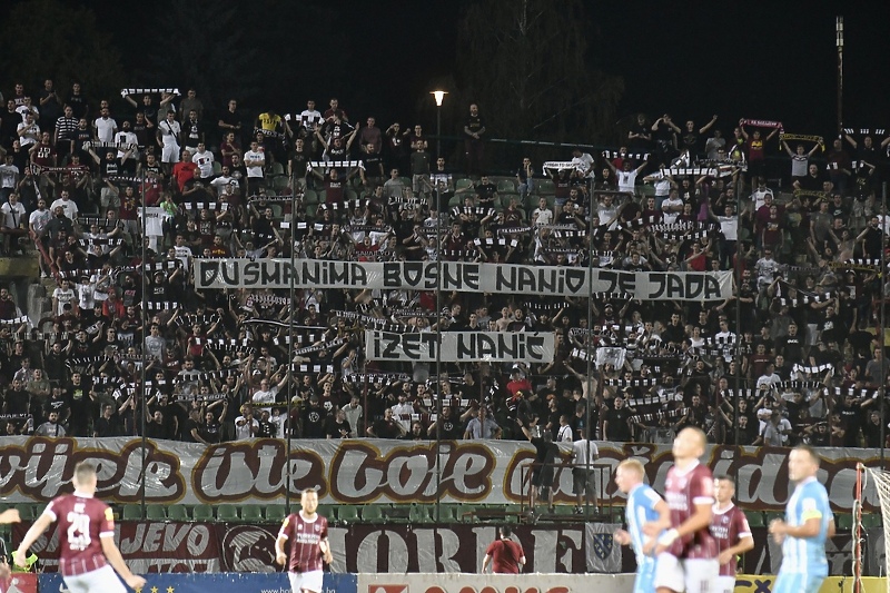 Parola navijača Sarajeva na utakmici protiv Posušja (Foto: T. S./Klix.ba)