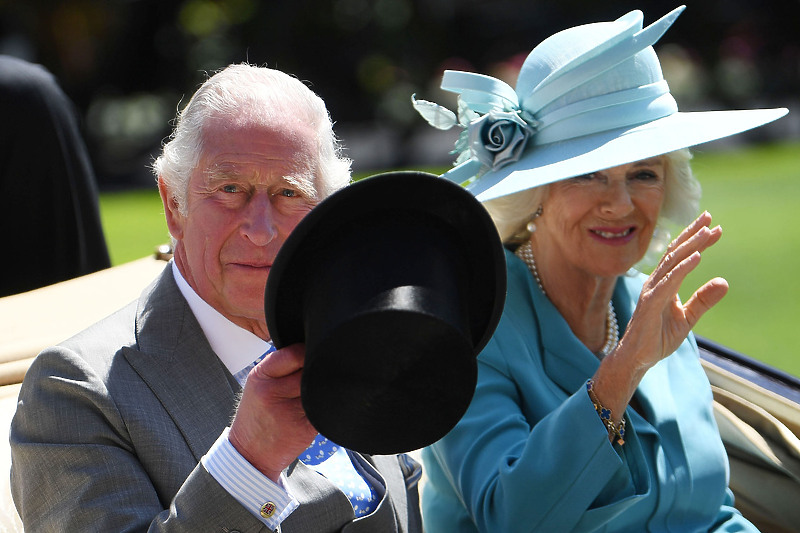 Princ William i Camilla stigli su kod kraljice (Foto: EPA-EFE)