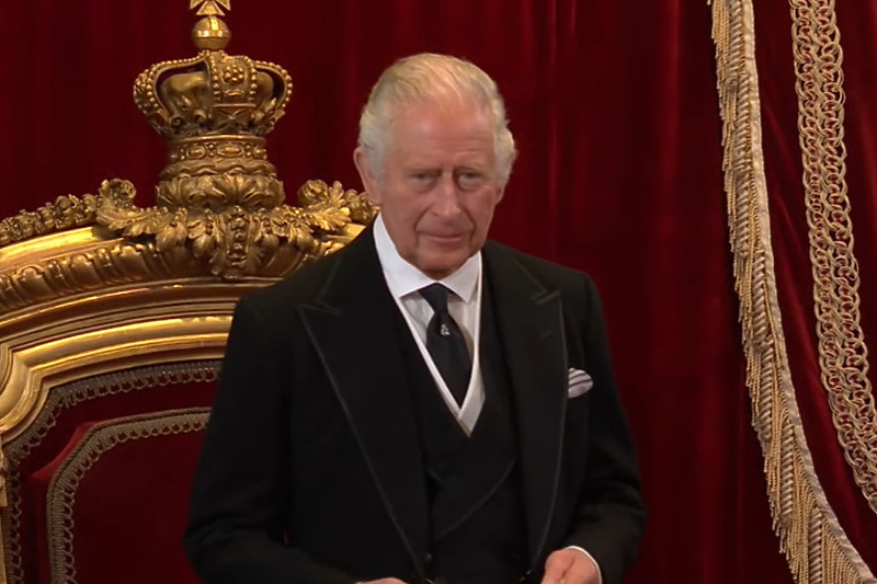 Kralj Charles III na ceremoniji Pristupnog vijeća (Screenshot: Sky News)