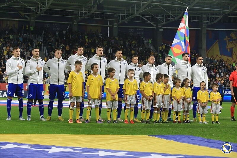 Reprezentacija BiH na utakmici protiv Rumunije (Foto: NS BiH)