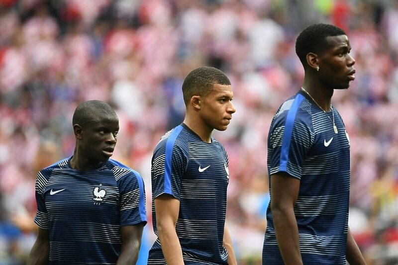 N'Golo Kante, Kylian Mbappe i Paul Pogba