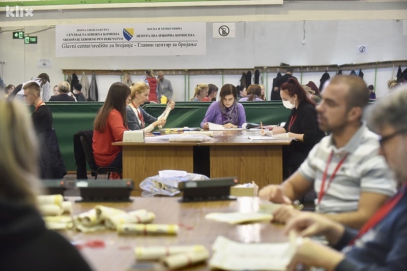 Rok za objavu preliminarnih rezultata Općih izbora 2022 ističe danas (Foto: T. S./Klix.ba)