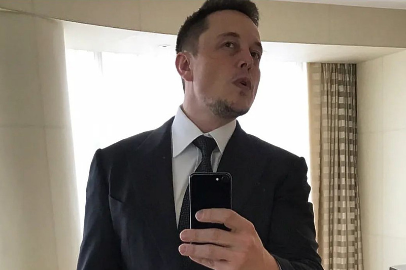 Musk je imao neke čudne navike (Foto: Instagram)