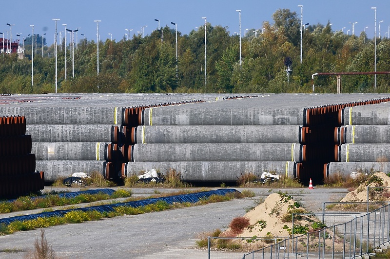 Neiskorištene cijevi za Sjeverni tok 2 (Foto: EPA-EFE)