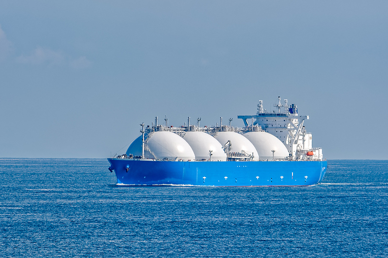 Foto: Shutterstock / Tanker koji nosi ukapljeni plin (LNG)