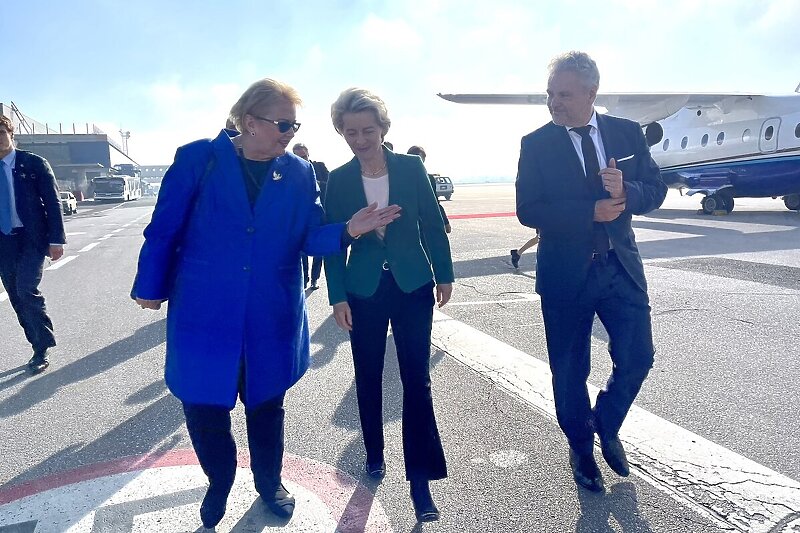 Ursula von der Leyen na sarajevskom aerodromu