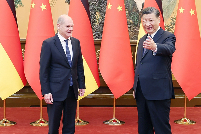 Olaf Scholz i Xi Jinping u Pekingu (Foto: Twitter)