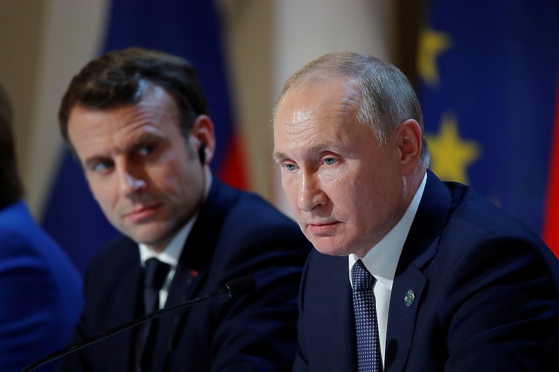 Emmanuel Macron i Vladimir Putin (Foto: EPA-EFE)