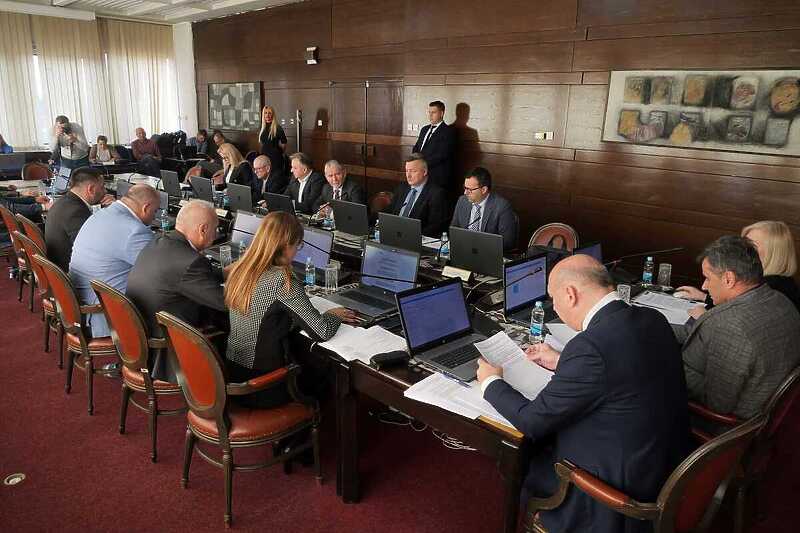 S današnje sjednice Vlade FBiH (Foto: Press služba Vlade FBiH)