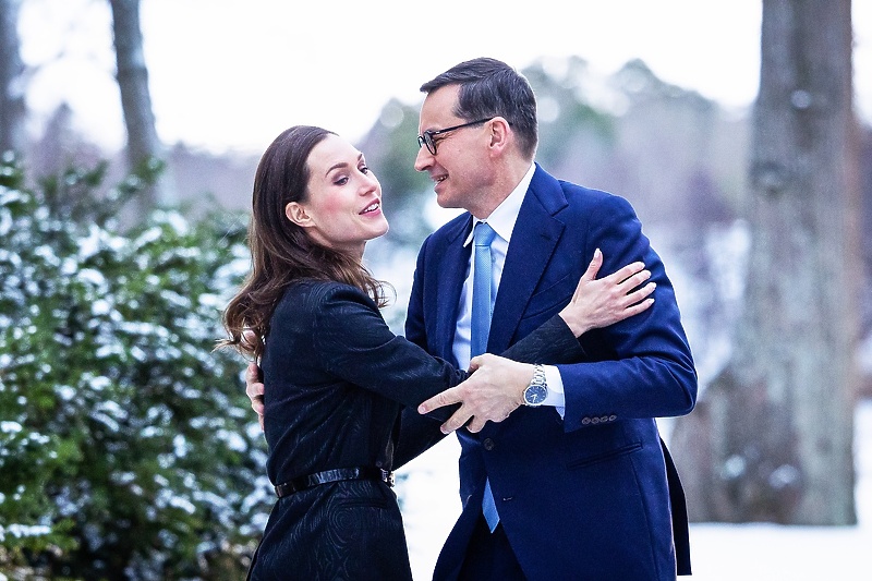 Sanna Marin i Mateusz Morawiecki (Foto: EPA-EFE)