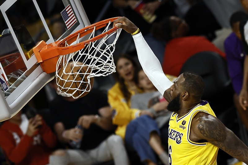 LeBron James je postigao 39 poena za LA Lakerse (Foto: EPA-EFE)