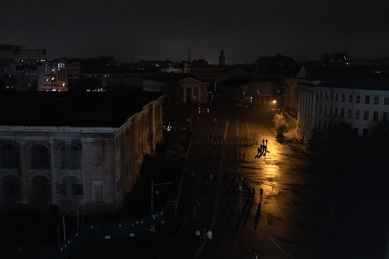 Grad ostao u mraku (Foto: EPA-EFE)