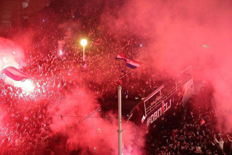 Spektakularan doček hrvatskih nogometaša (Foto: PIXSELL)