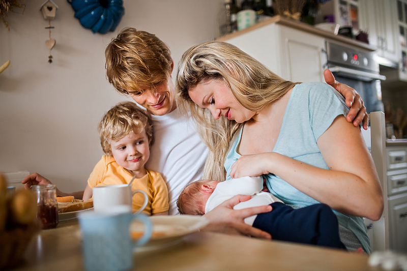 Dojenje je korisno i za majke © Shutterstock