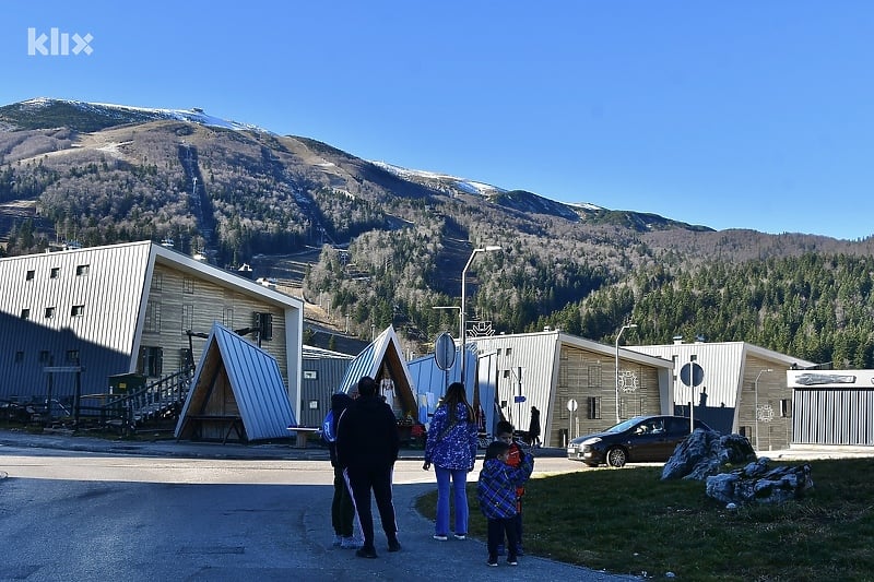 Na Bjelašnici sunce i ugodna temperatura prvog dana 2023. godine (Foto: I. Š./Klix.ba)