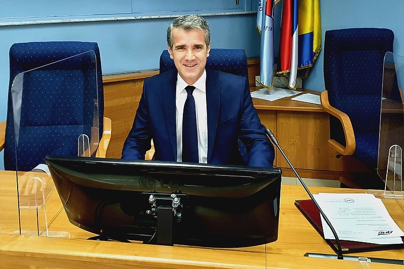 Mirsad Duratović je aktuelni potpredsjednik NSRS-a