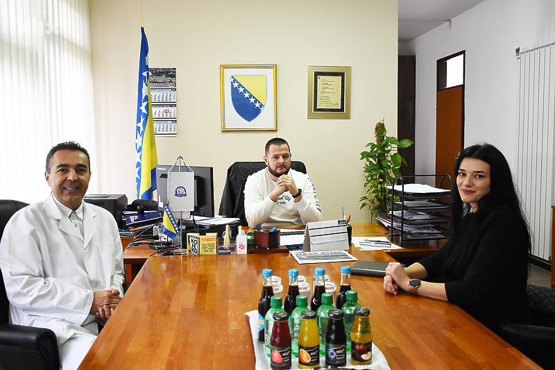 dr. Ermin Čehić, v.d. Tarik Zulović i ministrica Tanja Radoš-Kosić (Foto: E. M./Klix.ba)