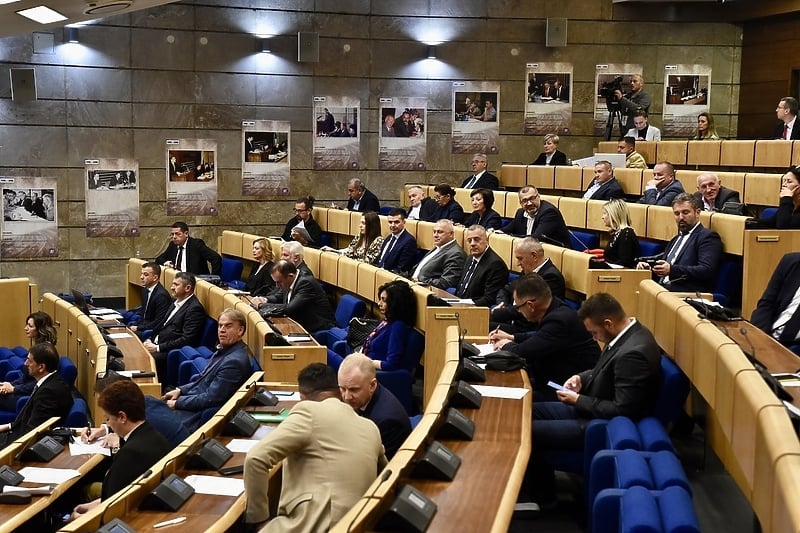 Poznati svi kandidati za izbor delegata u državni Dom naroda iz Doma naroda FBiH (Foto: T. S./Klix.ba)