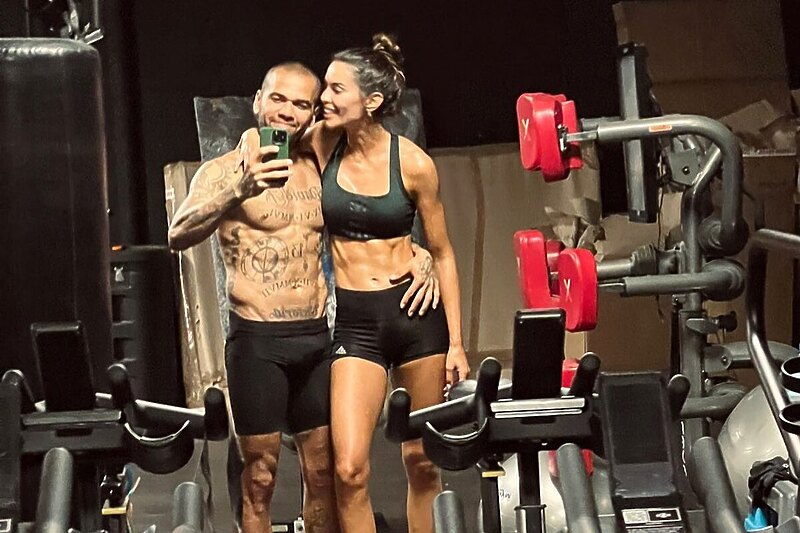 Dani Alves i supruga Joana Sanz (Foto: Instagram)