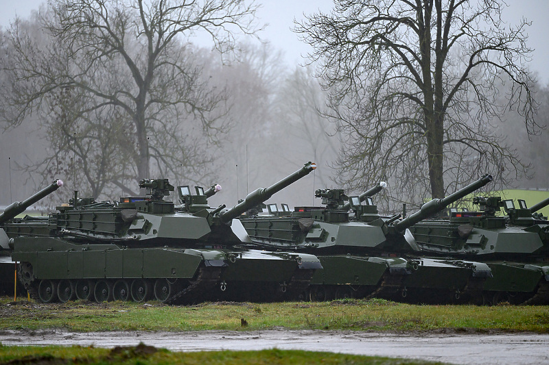 Tenkovi Abrams (Foto: EPA-EFE)