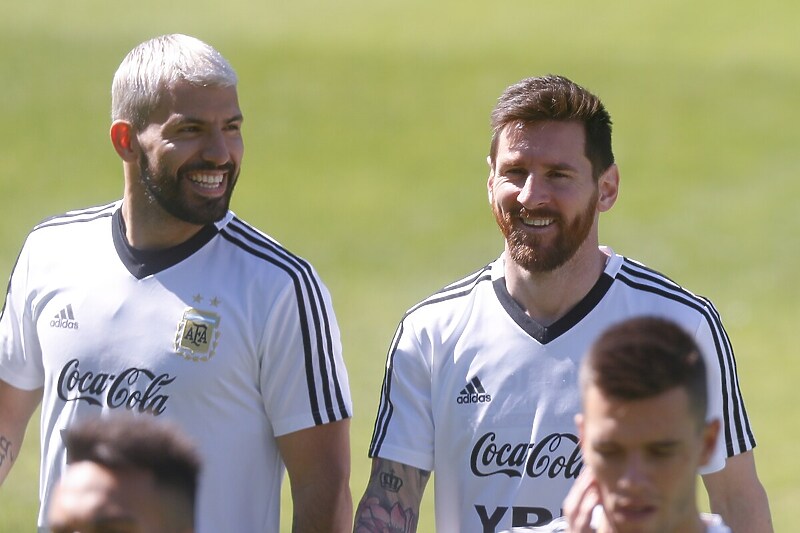 Aguero i Messi (Foto: EPA-EFE)