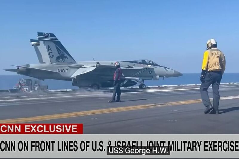 Vojna vježba SAD-a i Izraela na američkom nosaču aviona "George H. W. Bush" (Screenshot: CNN)