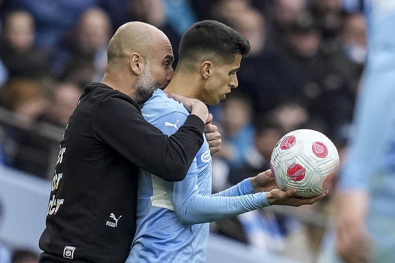 Guardiola je odmah pokazao Cancelu ko je šef u svlačionici (Foto: EPA-EFE)