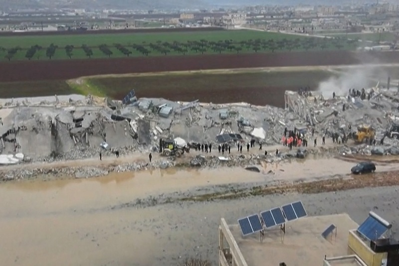 Sirijski grad Sarmanda nakon razarajućeg zemljotresa (Screenshot: BBC)