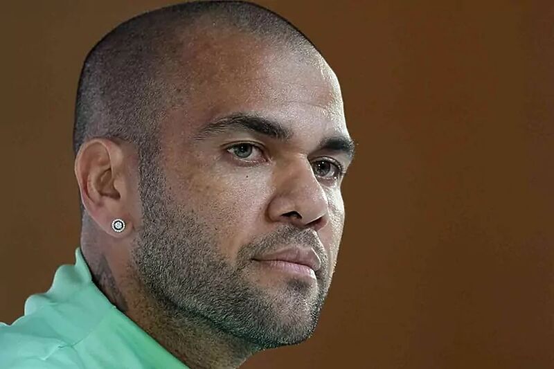 Dani Alves (Foto: Twitter)