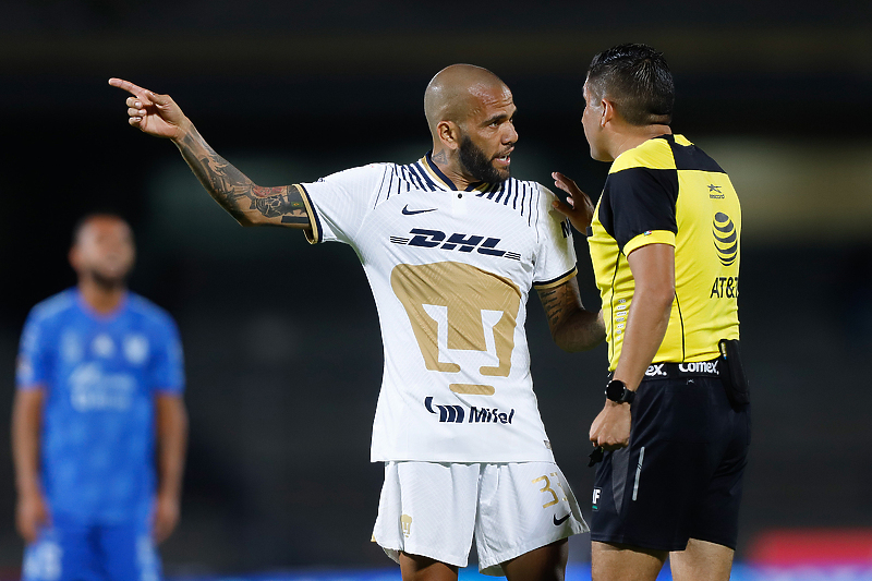 Alves je dobio raskid ugovora u meksičkom klubu PUMAS-u (Foto: EPA-EFE)