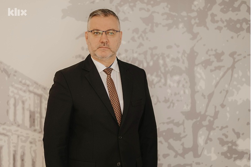 Prof.dr.sc. Amir Karić