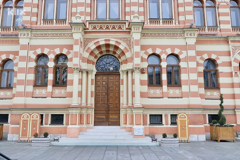 Brčanska vijećnica (Foto: A. K./Klix.ba)