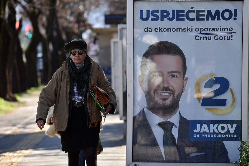 Izborni plakat Jakova Milatovića (Foto: EPA-EFE)
