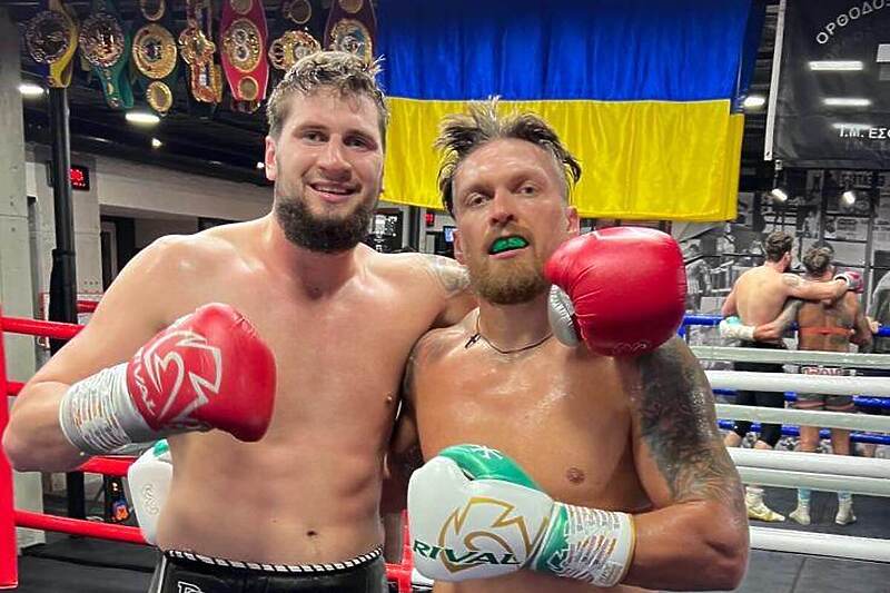 Hasanović i Usyk nakon jednog od sparinga