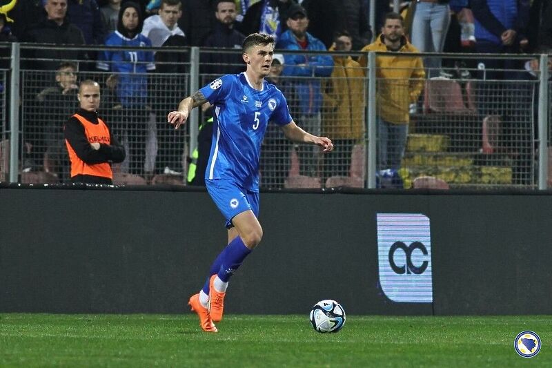 Benjamin Tahirović na utakmici protiv Islanda (Foto: NS BiH)